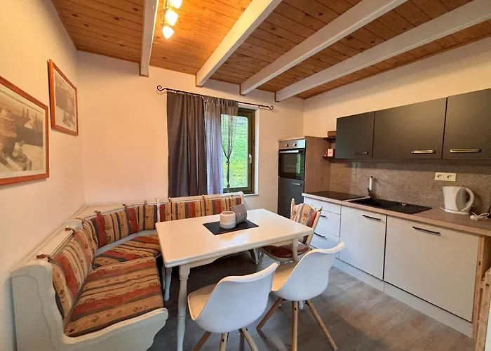 Schisafari Im Familienchalets Am Millstaetter Village de vacances